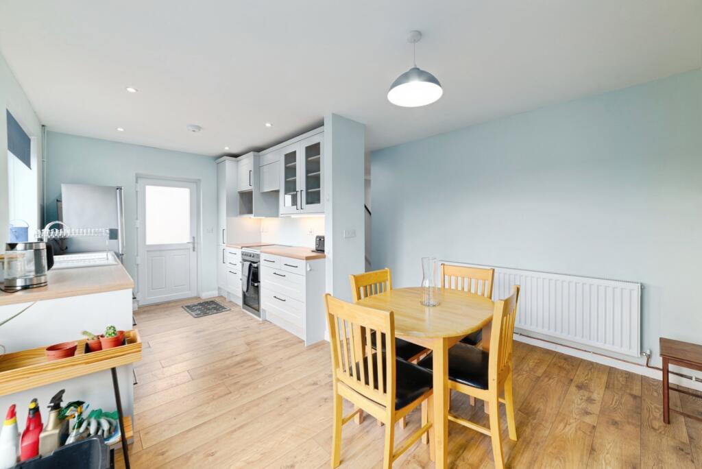 House in Carmarthen - View 4