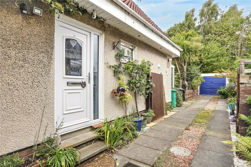 House in Dalgety Bay, St David's - View 2