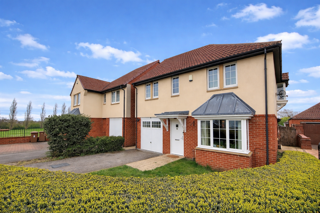 Main image of property: Longdales Place, Lincoln, LN2 2JZ