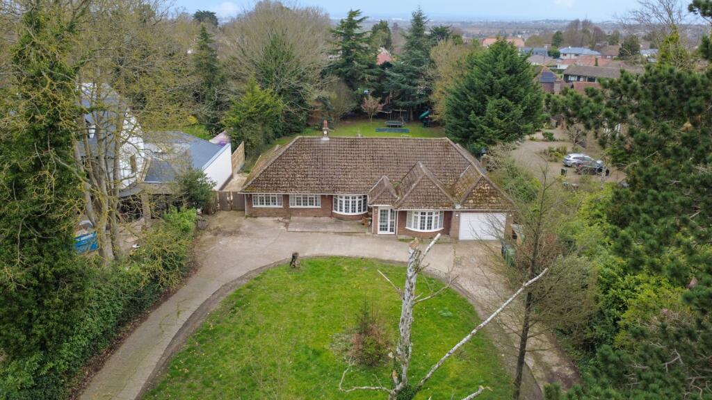 Main image of property: Fawkham Avenue, New Barn, DA3