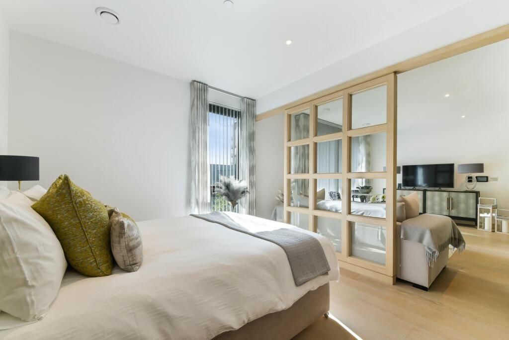 Apartment in London - View 5