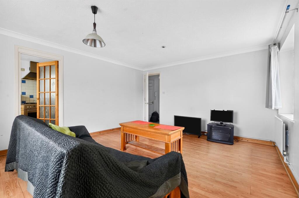 Apartment in Hatfield, Birchwood - View 5