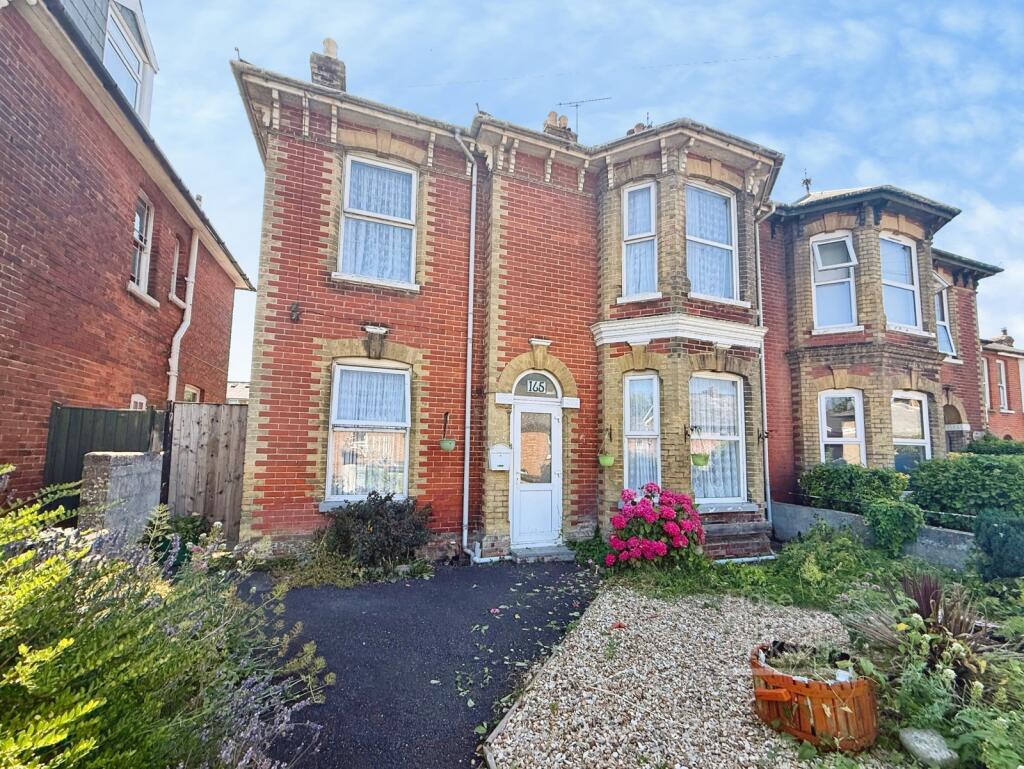 Main image of property: Carisbrooke Road, Newport, Isle of Wight