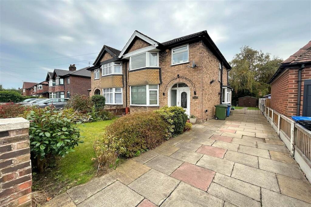 3-bed semi-detached on Cranmere Drive, Sale, M33, £439,950