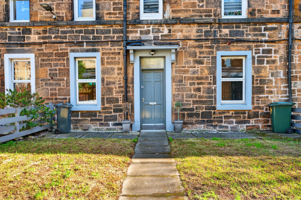 Main image of property: 4 Chalmers Buildings, Edinburgh, EH3 9QF