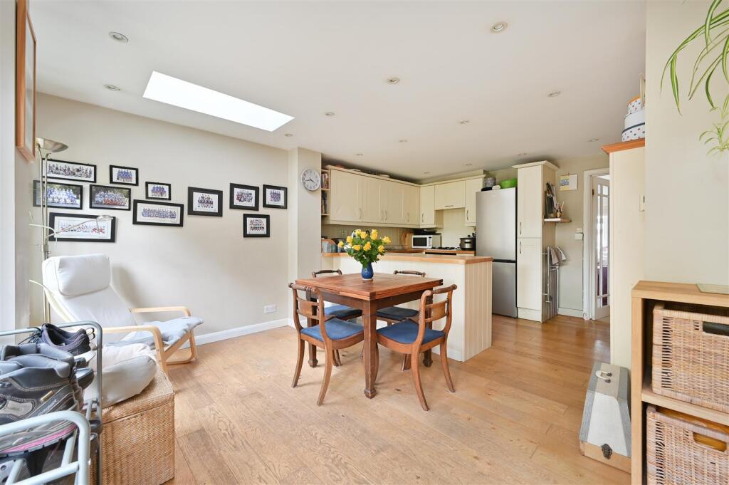 Overstone Road, Harpenden photo 4