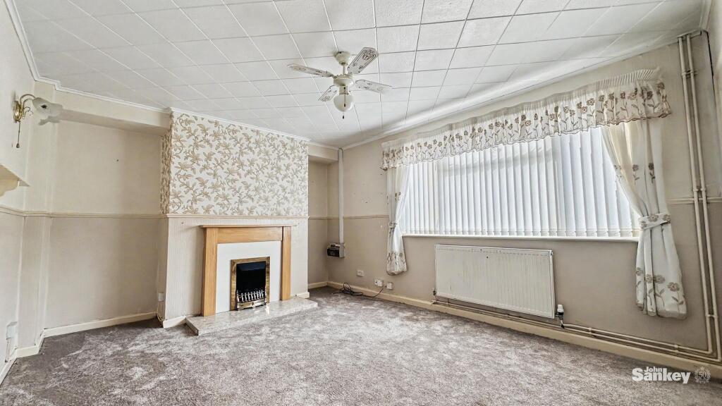 Booth Crescent, Mansfield, NG19 photo 2