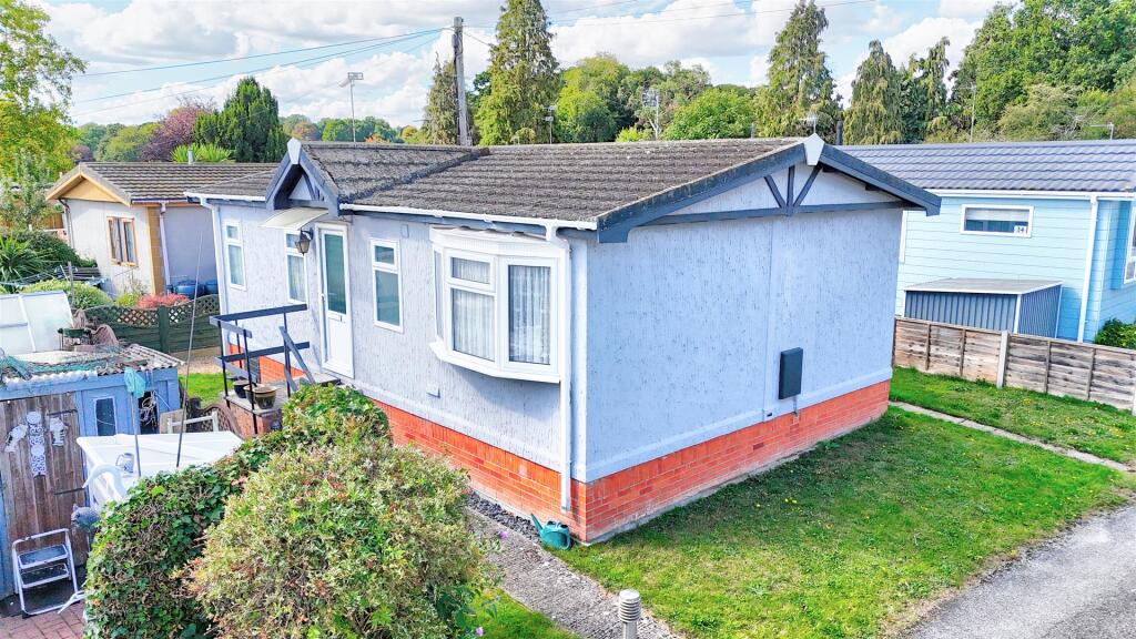 Main image of property: Bourne Park Residential Park, Ipswich