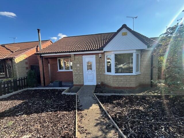 Main image of property: Elsham Crescent, Lincoln, LN6 3YZ