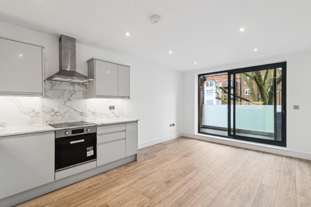 Main image of property: Upper Square, Isleworth, TW7