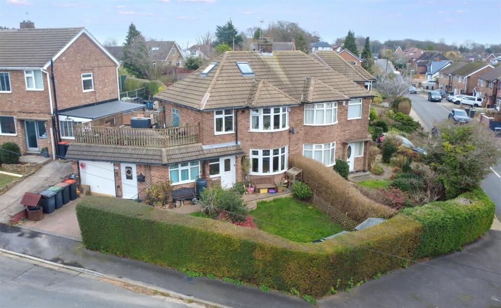 Main image of property: Spinney Rise, Toton