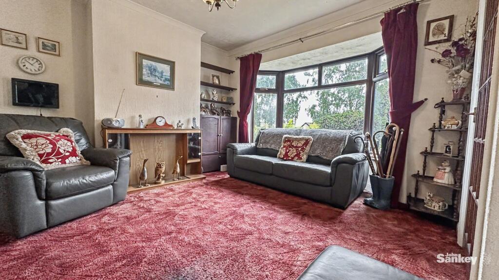 House in Mansfield, Nottinghamshire - View 2