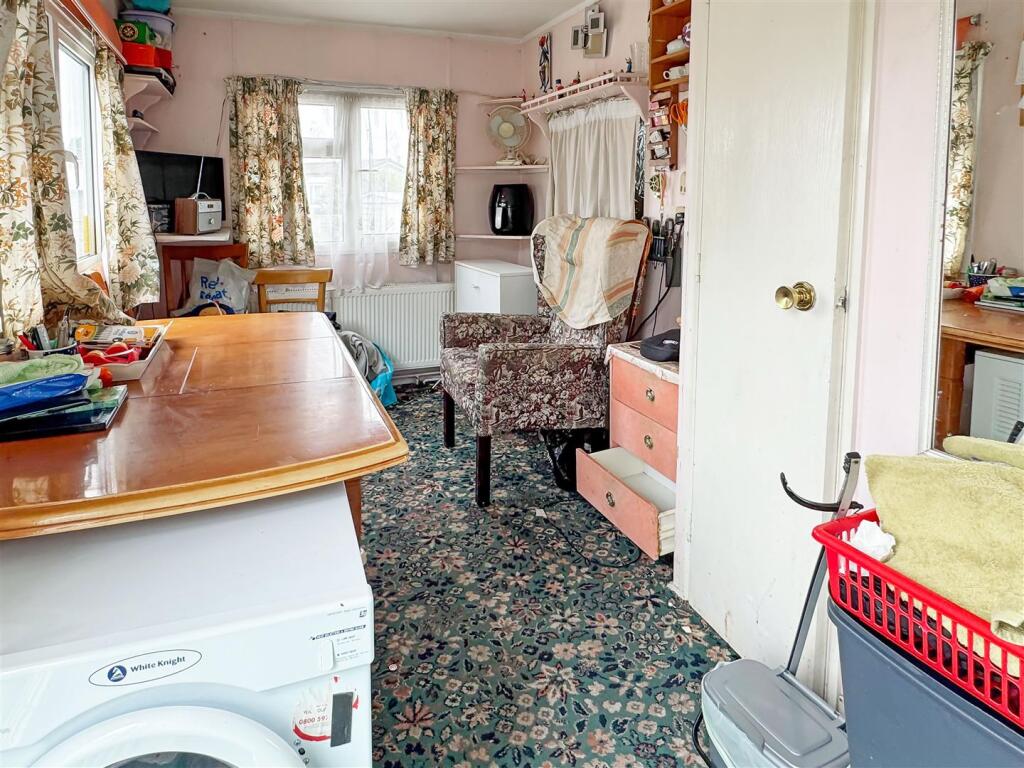 House in Arun, Climping - More