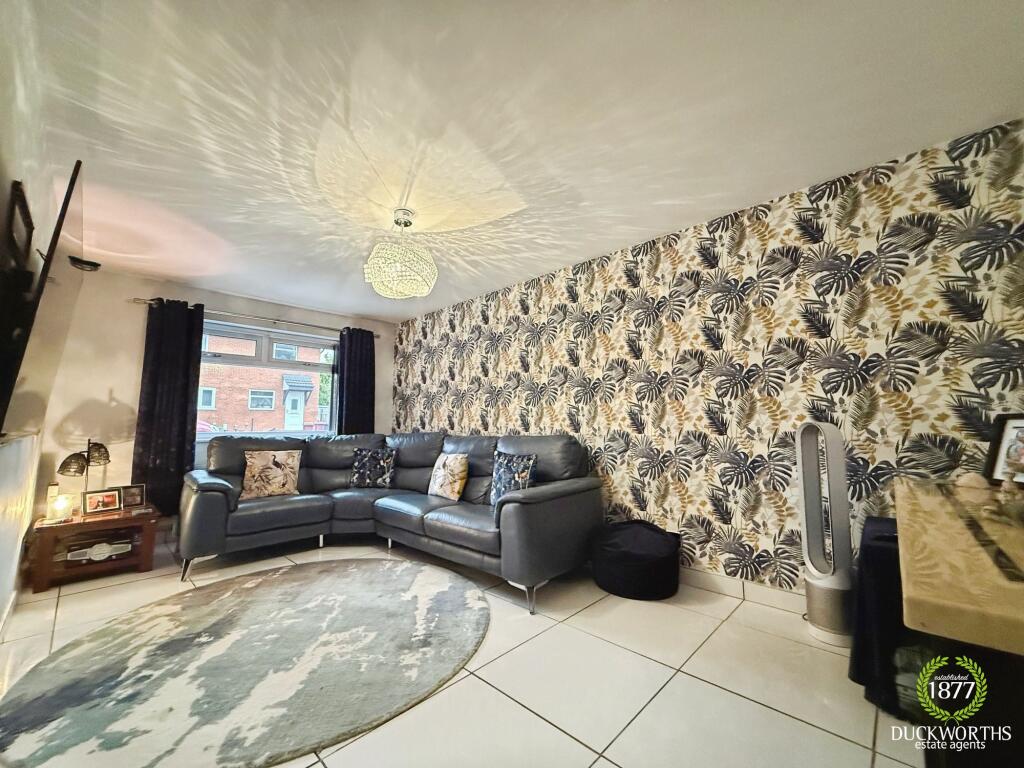House in Blackburn, Sunnybower - View 5