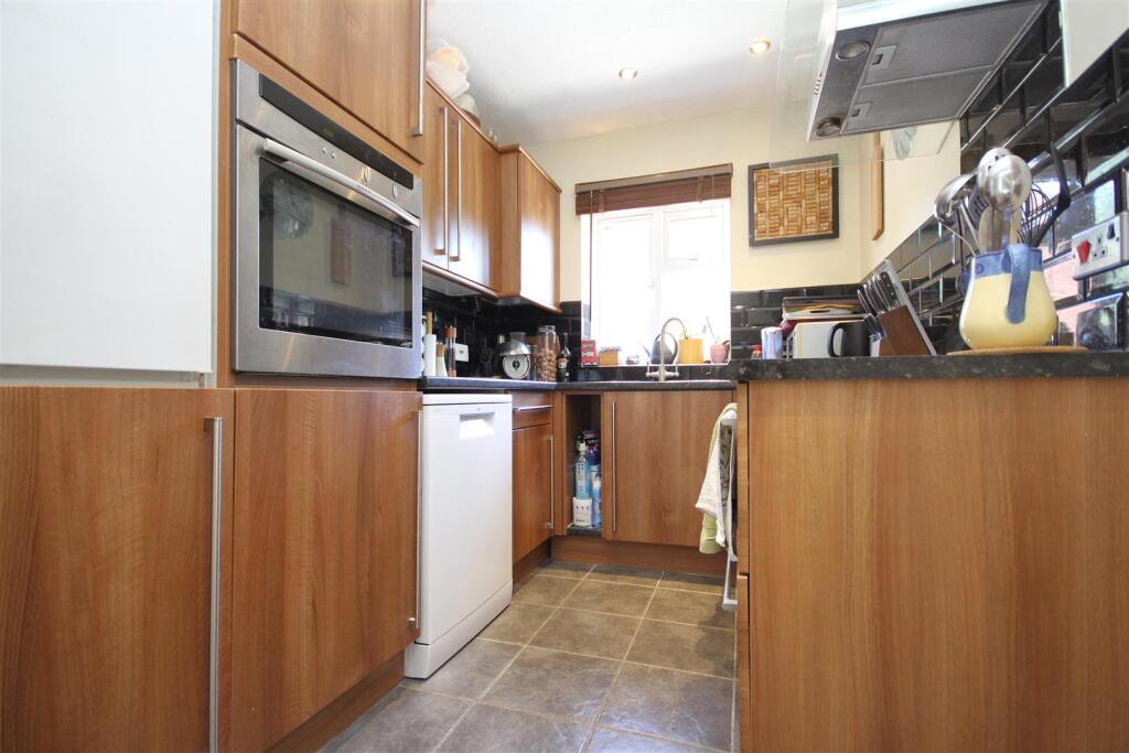 House in Portsmouth - View 5