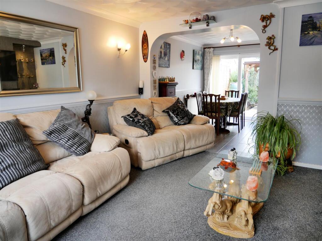 House in Swindon - View 5