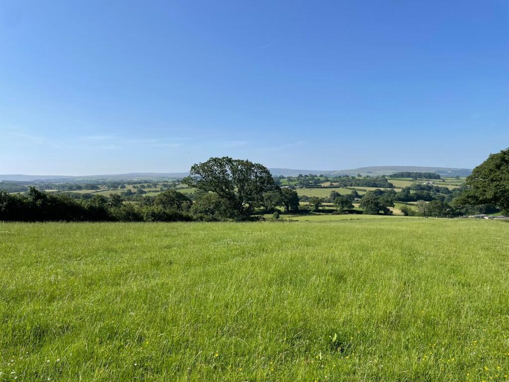 Main image of property: Ravens Close Brow, Wennington, Lancaster, LA2