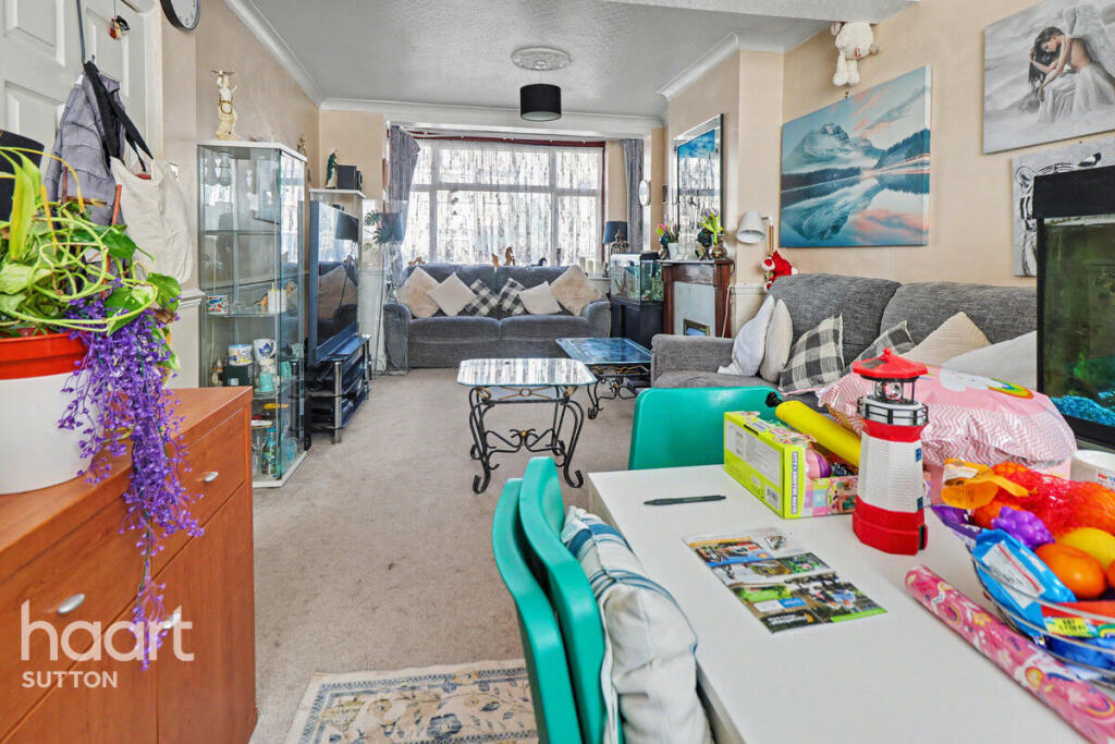 Main image of property: Glenthorne Close, Sutton