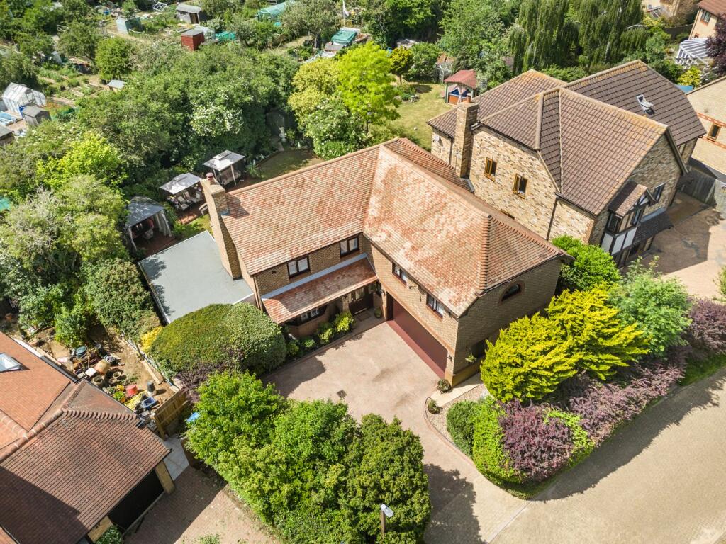 Main image of property: Studley Knapp, Walnut Tree, Milton Keynes, MK7