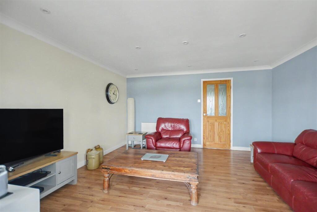 House in Nottingham, Stapleford - View 3