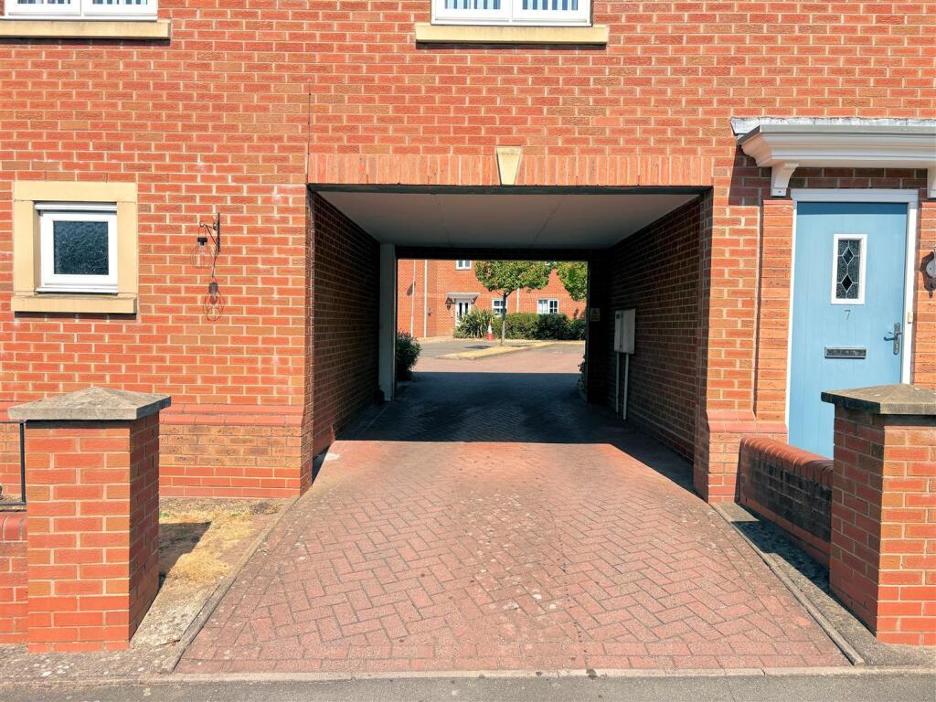 Property photo 8