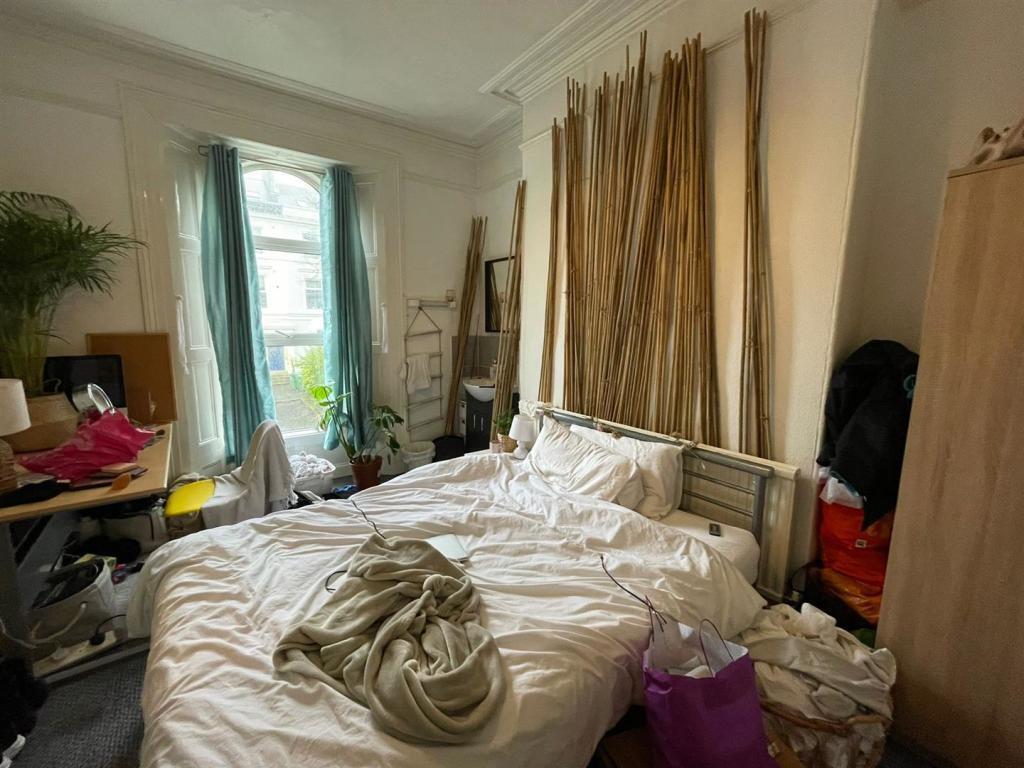 House in Plymouth - View 2