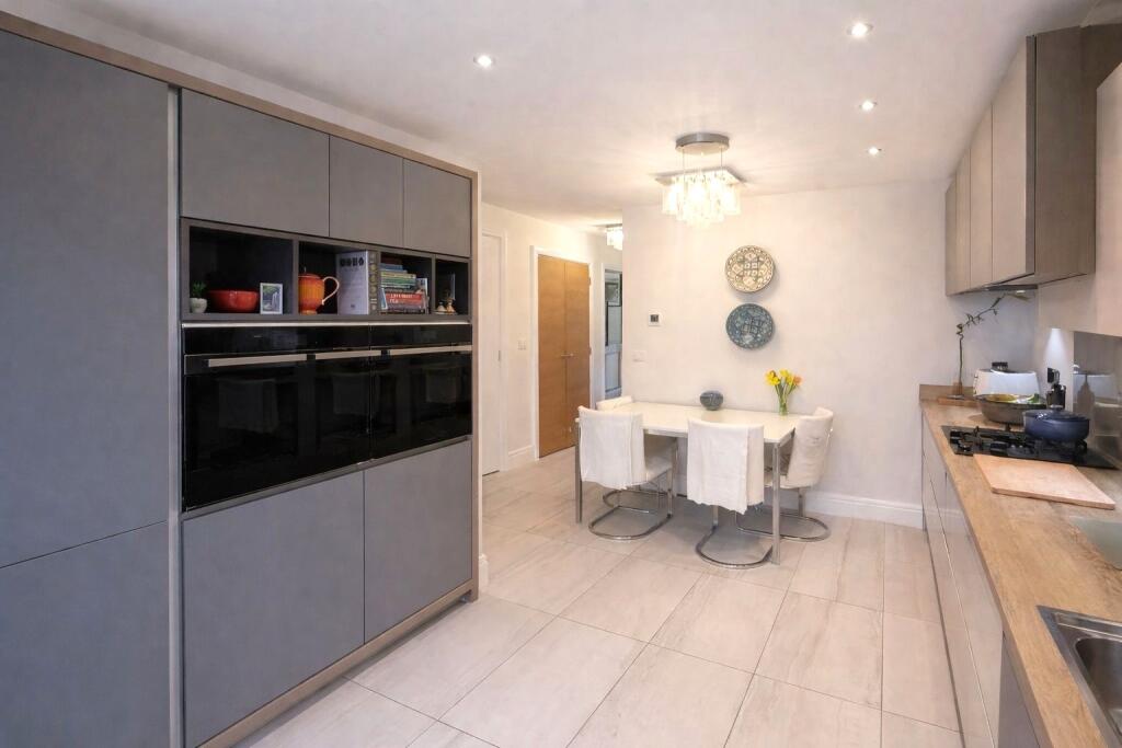 Additional image 4 of Valley View Drive, Apperley Bridge, Bradford