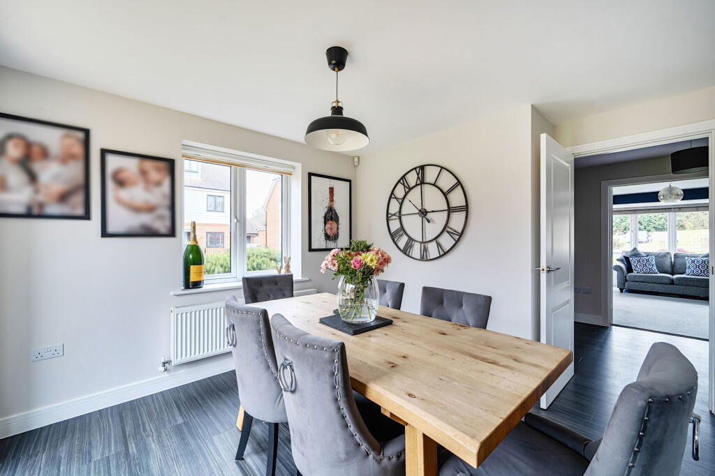 Vantage Copse, Bursledon, Southampton, SO31 photo 2