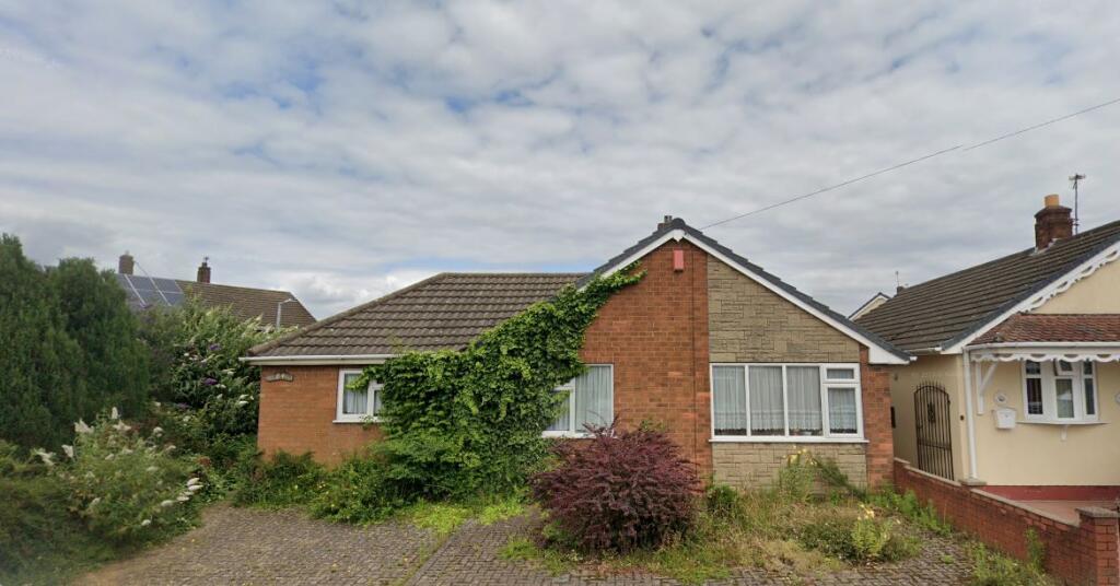 Main image of property: 64 Bagnall Street, Ocker Hill, Tipton, West Midlands, DY4 0EF