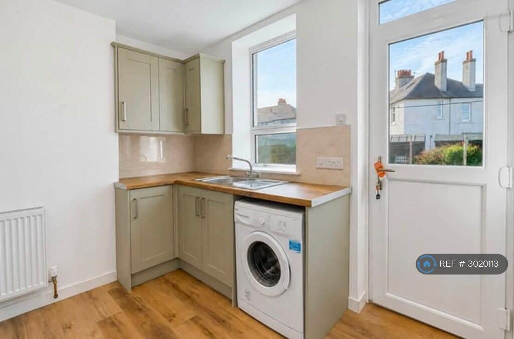 Apartment in Kirkcaldy - More