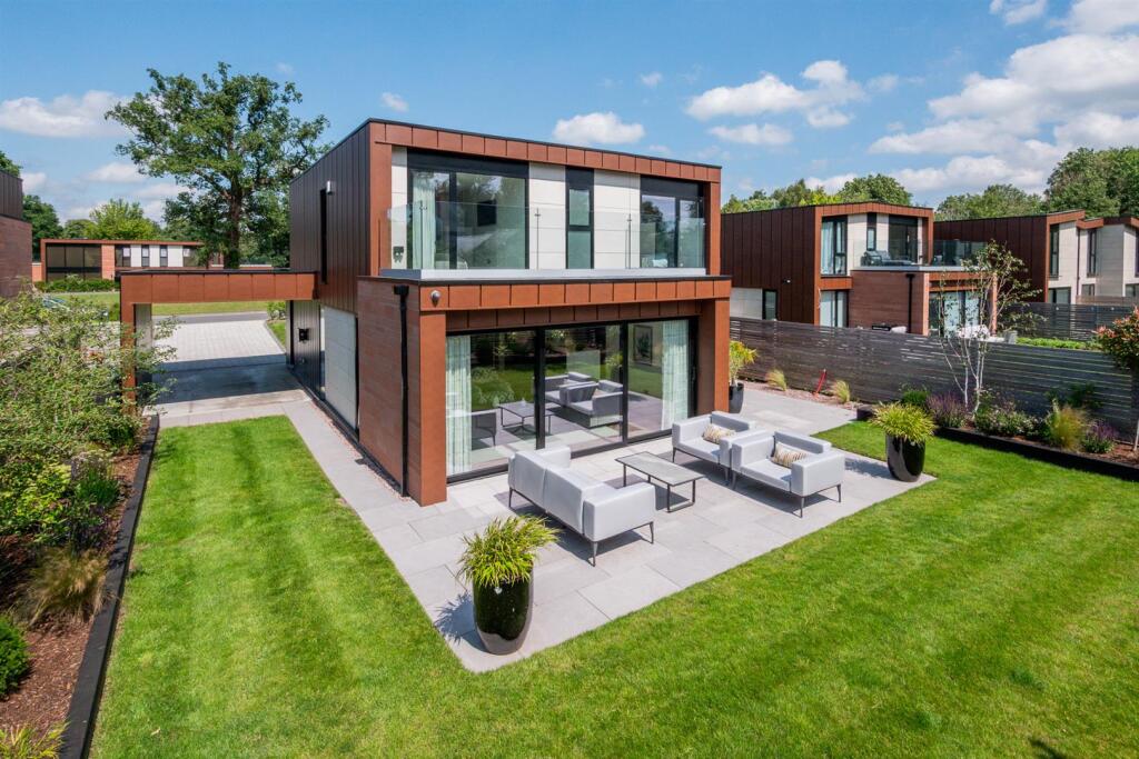 Main image of property: 7 Ollerton Oak Grove, Ollerton, Knutsford