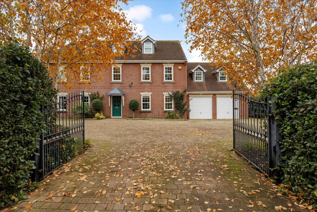 Main image of property: Ashford Hill Road, Ashford Hill, Thatcham, Hampshire, RG19