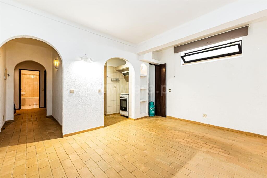 Main image of property: Algarve, Lagoa