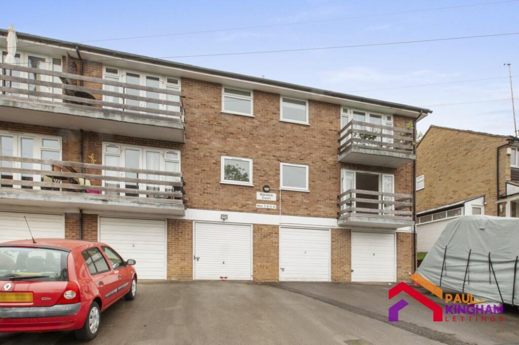 Apartment in Hemel Hempstead - View 2