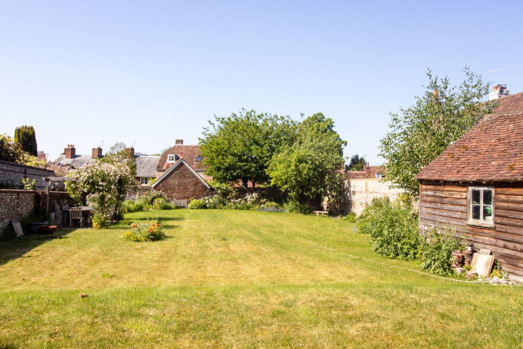 House in Winchester, The Soke, New Alresford - View 2