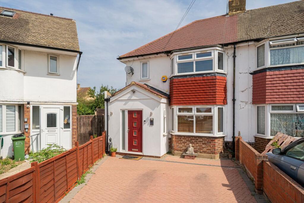 Main image of property: The Vale, Sunbury-On-Thames