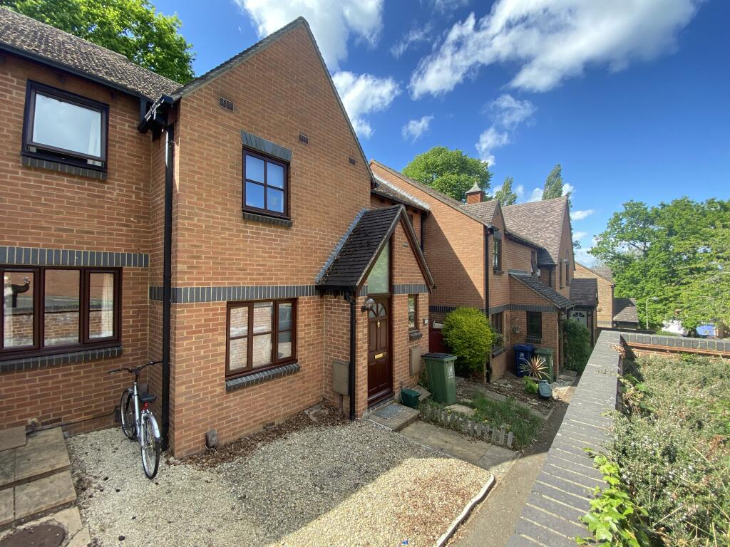 Main image of property: Green Ridges, Headington, Oxford, OX3