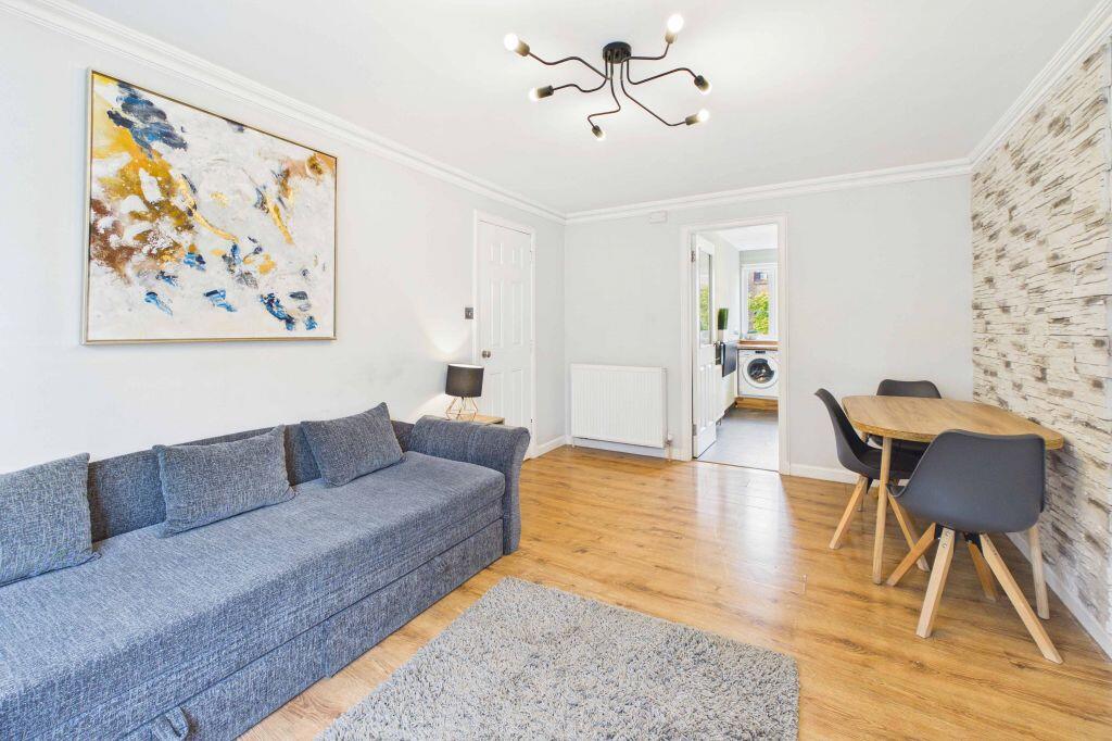 Apartment in Edinburgh - View 4