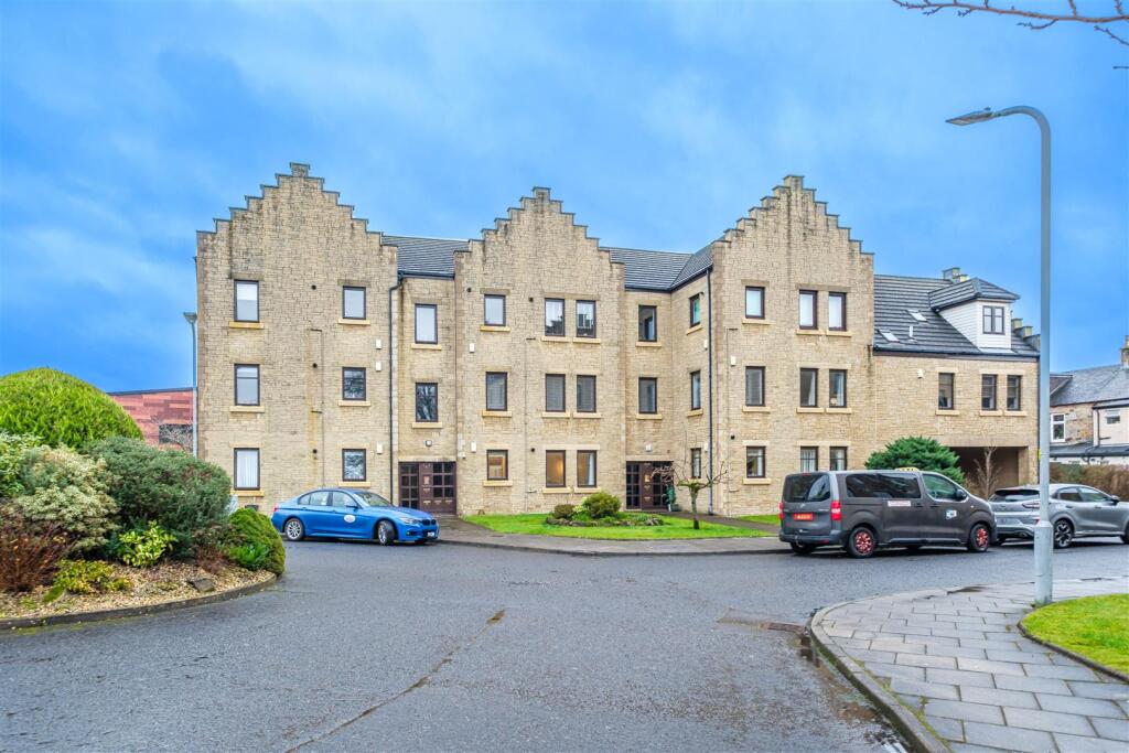 Main image of property: Weirs Gate, Strathaven