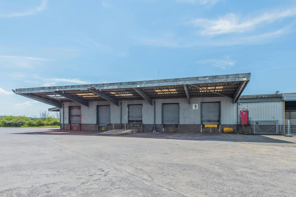 Unit 1 Dean Road Trading Estate, Avonmouth WEB-3.jpg