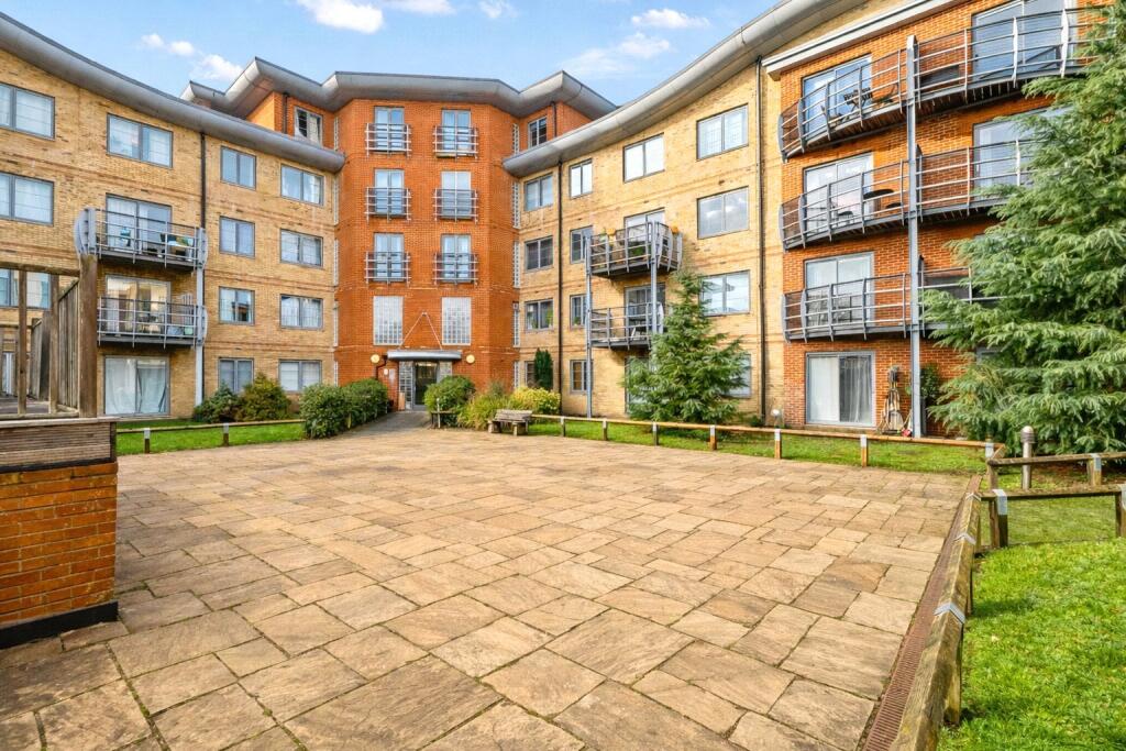 Main image of property: Quadrant Court, Jubilee Square, Reading