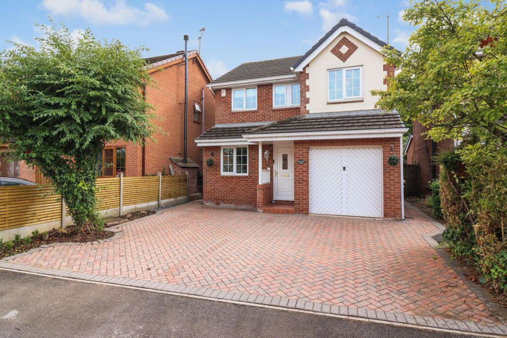 House in Rotherham, Dinnington St. John's - View 2