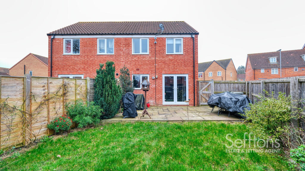 Avocet Rise, Sprowston, Norwich, Norfolk photo 4