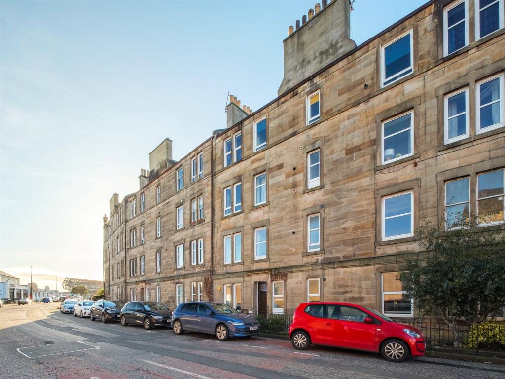 Main image of property: 36/2 Roseburn Street, Roseburn, Edinburgh, EH12 5PN