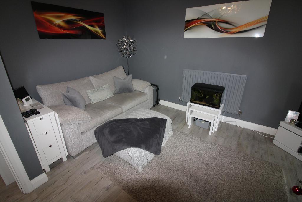 Oakworth Avenue, Broughton, Milton Keynes, Buckinghamshire, MK10 9NF photo 4