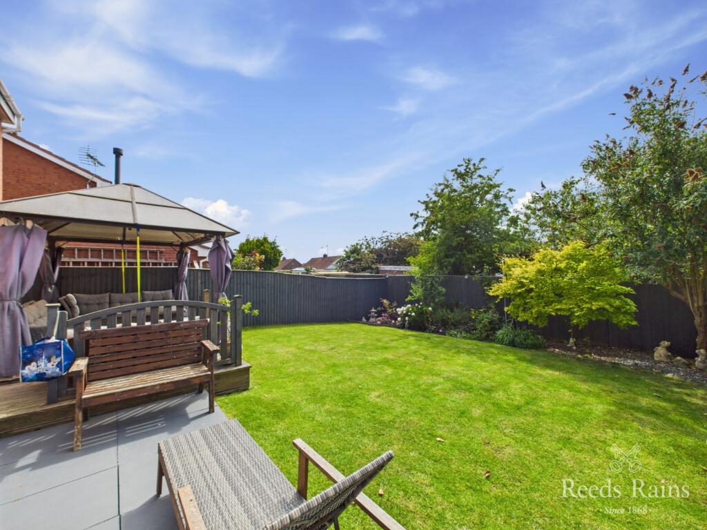 3-bed detached on Aysgarth Rise, Bridlington, East Yorkshire, YO16, £275,000