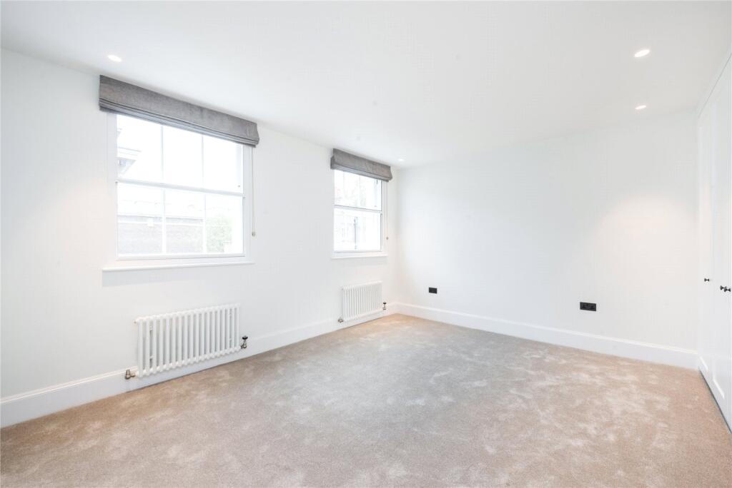 Apartment in London, St Giles, Bloomsbury - View 5