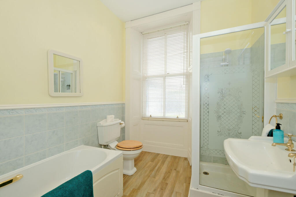 Apartment in Aberdeen, Aberdeenshire - More