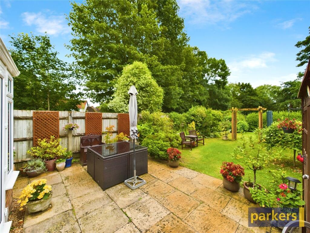 House in Wargrave, Wokingham - View 4