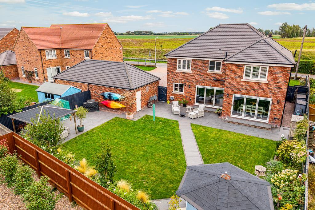 House in South Holland, Surfleet - View 4